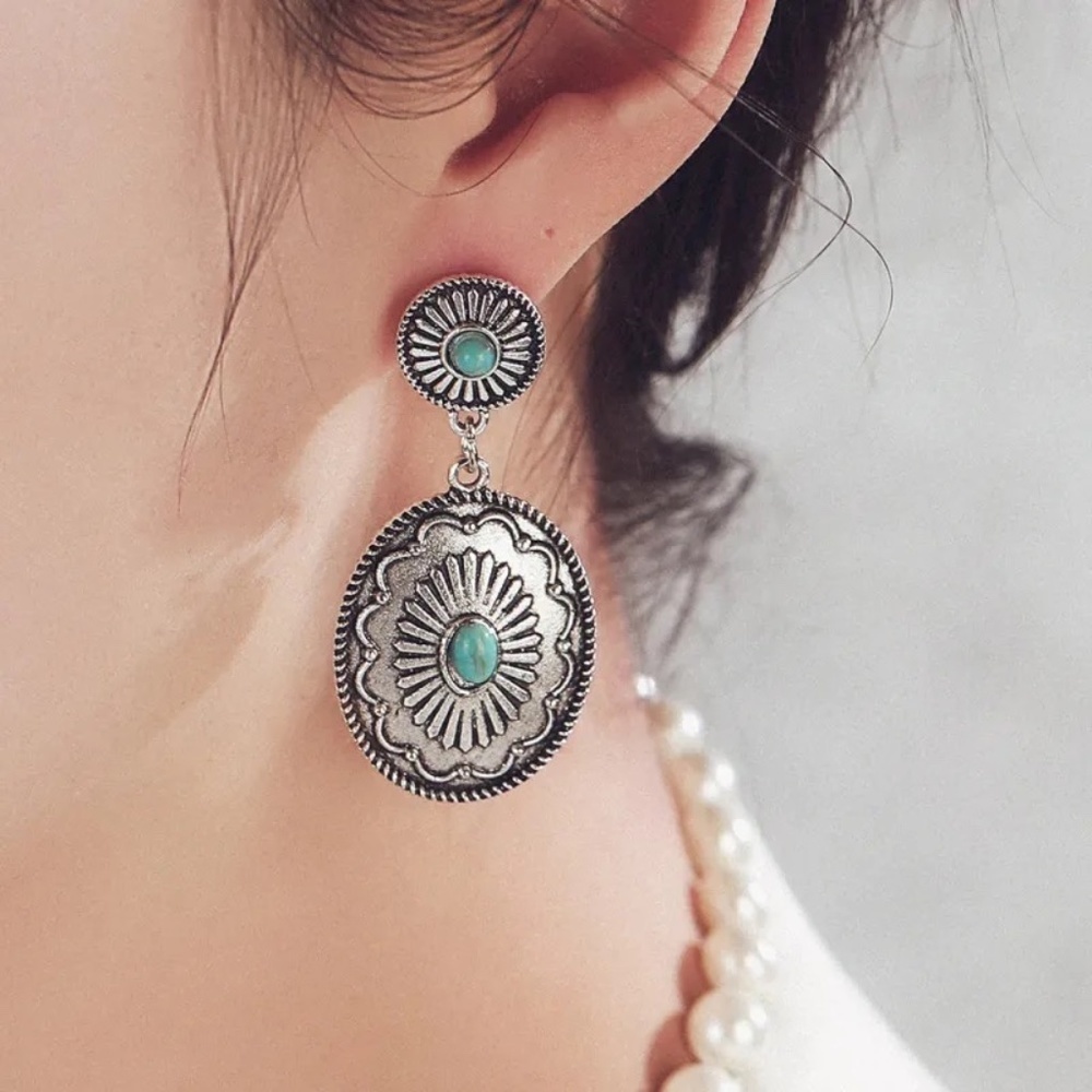*ZEMIRA* Silver x Teal Vintage Fashion Dangle Earrings